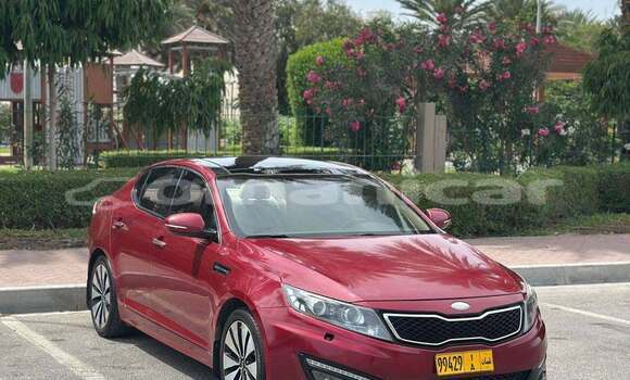 Buy Used Hyundai Elantra Red Car in al–Khaburah in al-Batinah Buy Used Hyundai Elantra Red Car in al–Khaburah in al-Batinah