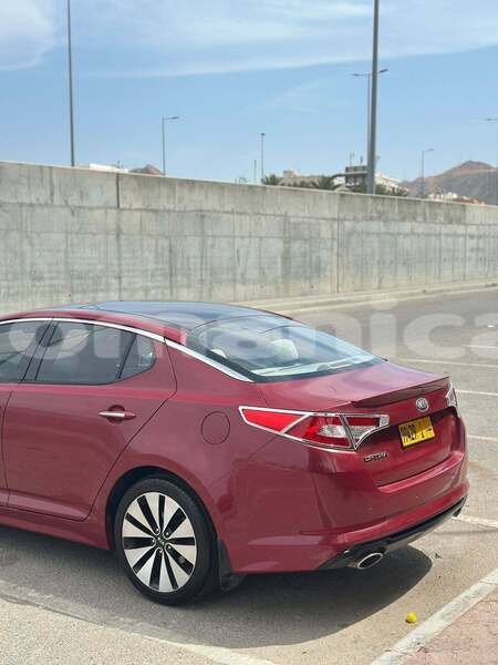 Big with watermark hyundai elantra al batinah al khaburah 8295