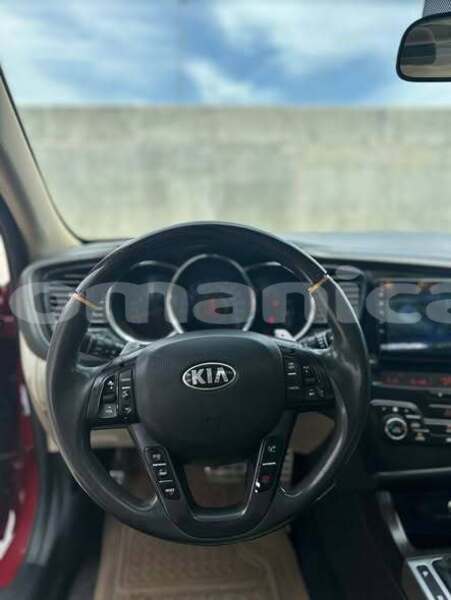 Big with watermark hyundai elantra al batinah al khaburah 8295