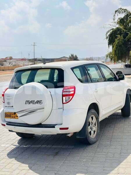 Big with watermark toyota rav4 al batinah al khuwair 8301