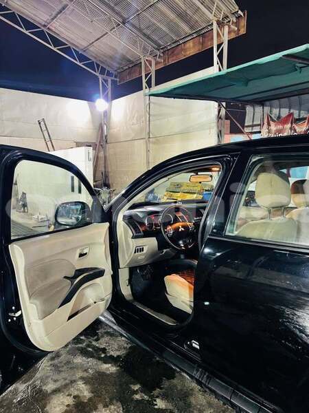 Big with watermark mitsubishi outlander masqat as sib 8302