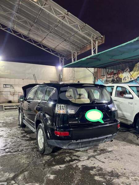Big with watermark mitsubishi outlander masqat as sib 8302