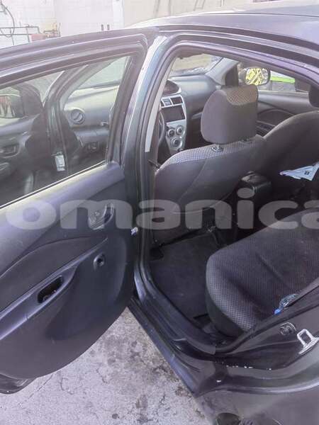 Big with watermark toyota auris musandam khasab 8305