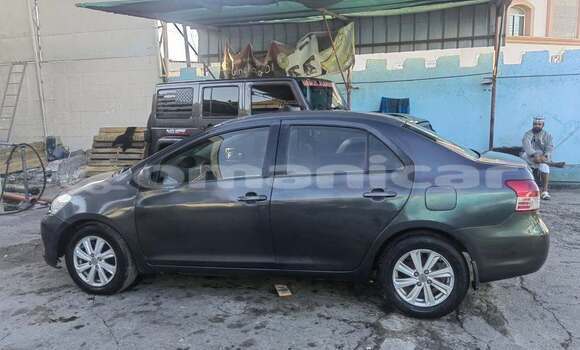 Buy Used Toyota Auris Black Car in Khasab in Musandam Buy Used Toyota Auris Black Car in Khasab in Musandam