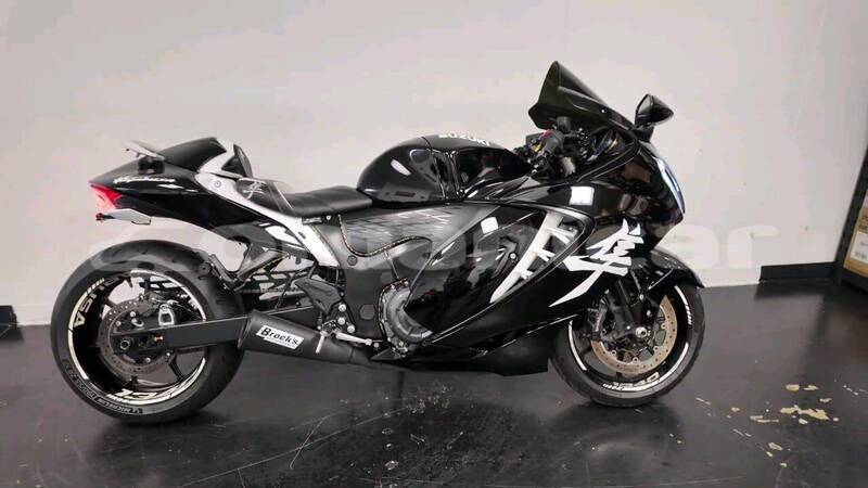 Big with watermark suzuki hayabusa masqat masqat 8306