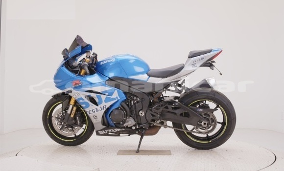 Buy Used Suzuki GSX–R Blue Bike in Muscat in Masqat