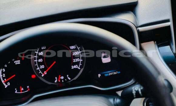 Buy Used Toyota Altis Silver Car in as–Sib in Masqat Buy Used Toyota Altis Silver Car in as–Sib in Masqat