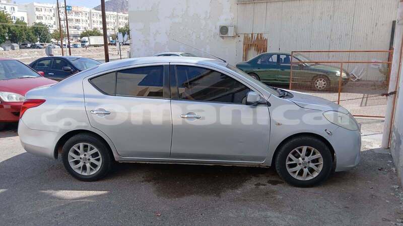 Big with watermark toyota avalon al batinah as suwayq 8312