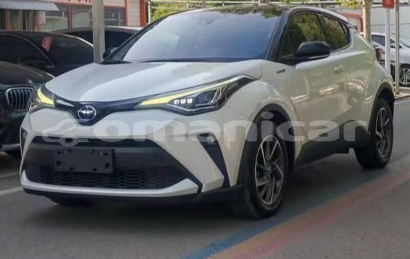 Big with watermark toyota c hr masqat muscat 8314