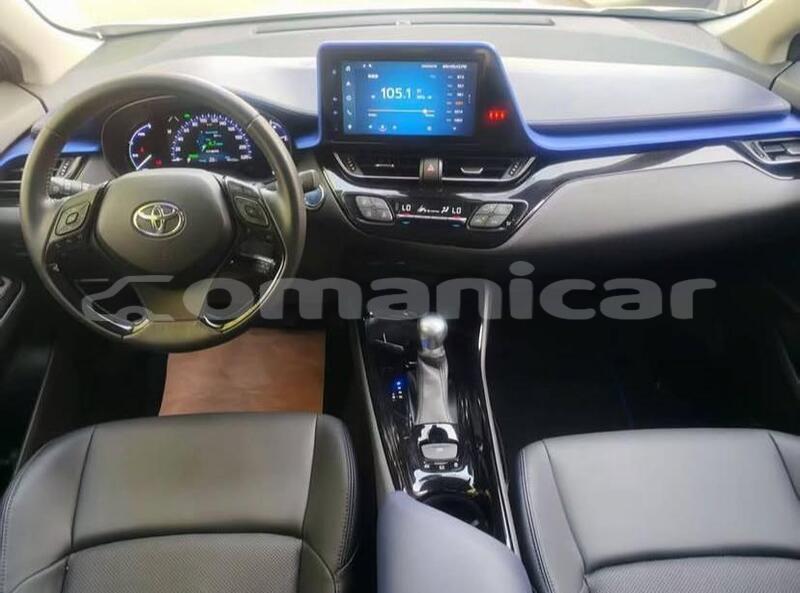 Big with watermark toyota c hr masqat muscat 8314
