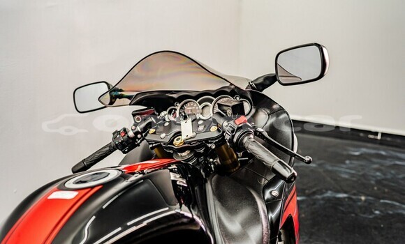 Buy Used Suzuki HAYABUSA Black Bike in Azaiba in Masqat Buy Used Suzuki HAYABUSA Black Bike in Azaiba in Masqat