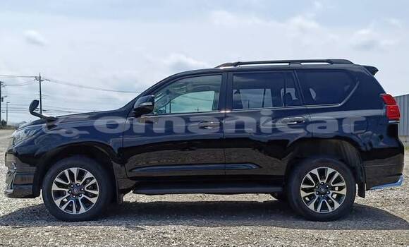 Buy Used Toyota Land Cruiser Prado Black Car in Muscat in Masqat Buy Used Toyota Land Cruiser Prado Black Car in Muscat in Masqat