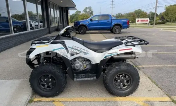 Buy Used Kawasaki Brute Force White Bike in Masqat in Masqat