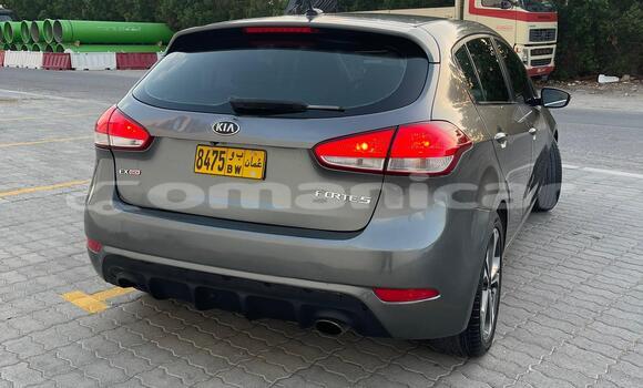 Buy Used Kia Cerato Other Car in Al khuwair in al-Batinah Buy Used Kia Cerato Other Car in Al khuwair in al-Batinah