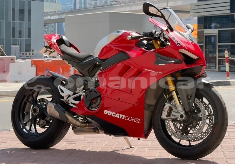 Big with watermark ducati panigale masqat muscat 8323