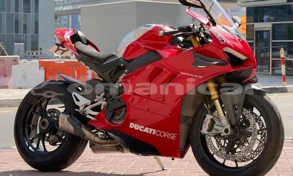 Buy Used Ducati Panigale Red Bike in Muscat in Masqat