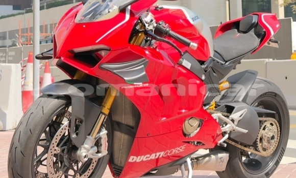 Buy Used Ducati Panigale Red Bike in Muscat in Masqat Buy Used Ducati Panigale Red Bike in Muscat in Masqat