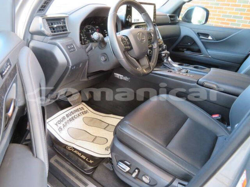 Big with watermark lexus lx masqat muscat 8326