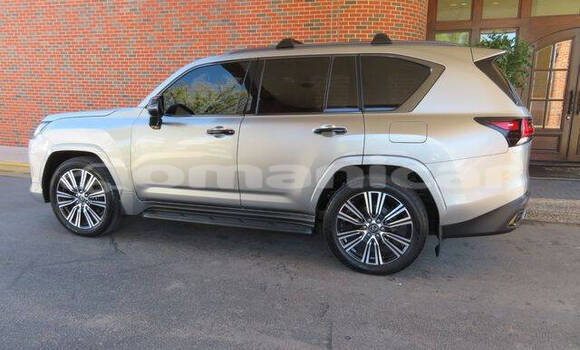 Buy Used Lexus LX Other Car in Muscat in Masqat Buy Used Lexus LX Other Car in Muscat in Masqat