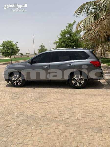 Big with watermark nissan pathfinder dhufar salalah 8327