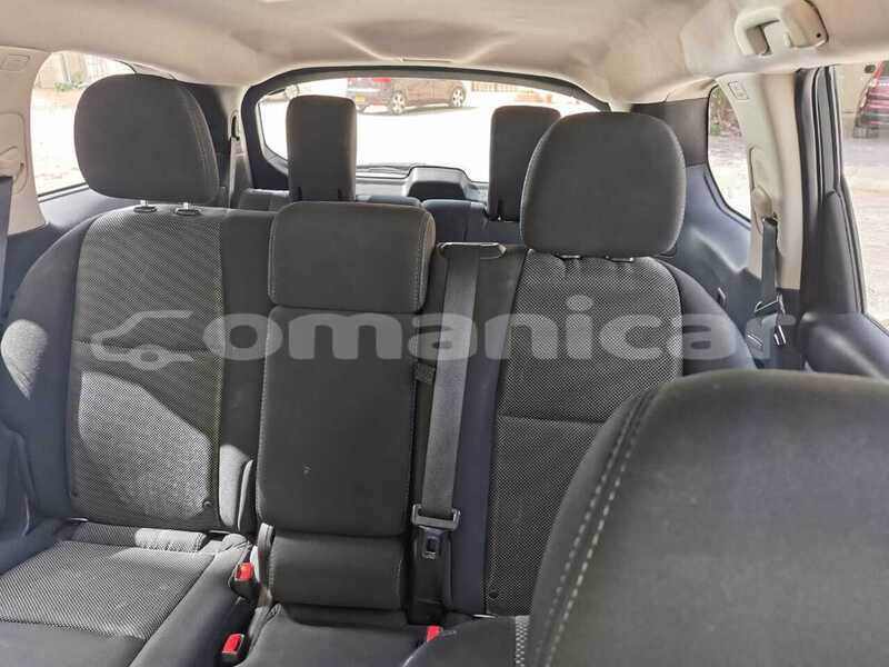 Big with watermark nissan pathfinder dhufar salalah 8327