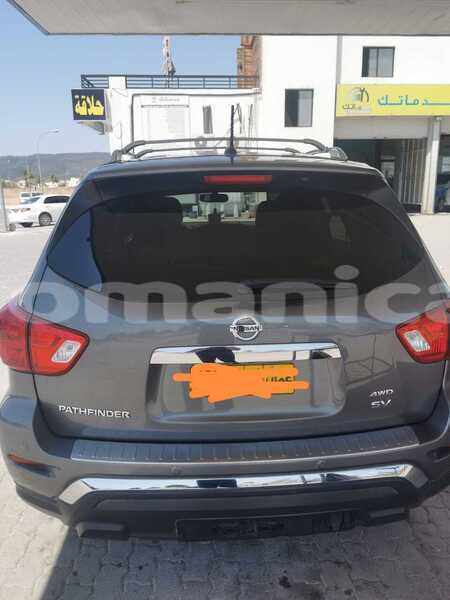 Big with watermark nissan pathfinder dhufar salalah 8327