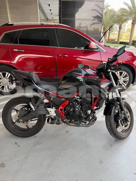 Big with watermark kawasaki z masqat muscat 8329