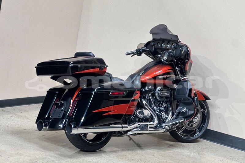 Big with watermark harley davidson street glide masqat muscat 8331