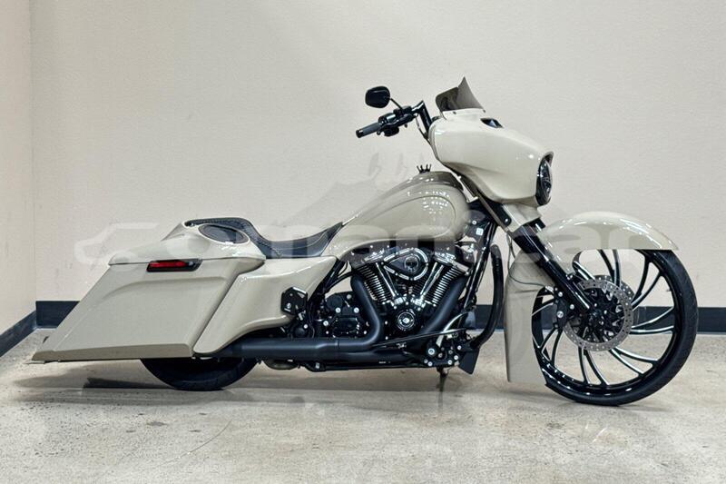 Big with watermark harley davidson street glide masqat muscat 8334