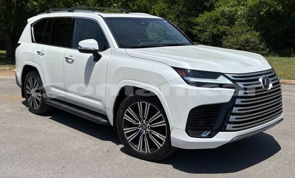 Buy Used Lexus LX White Car in Madinat Qabus in Masqat