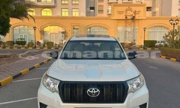 Buy Used Toyota Prado Other Car in Al khuwair in al-Batinah Buy Used Toyota Prado Other Car in Al khuwair in al-Batinah
