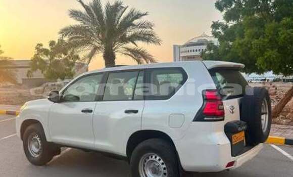 Buy Used Toyota Prado Other Car in Al khuwair in al-Batinah Buy Used Toyota Prado Other Car in Al khuwair in al-Batinah