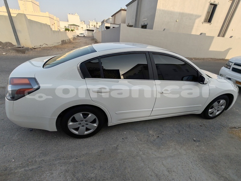 Big with watermark nissan altima masqat masqat 8366