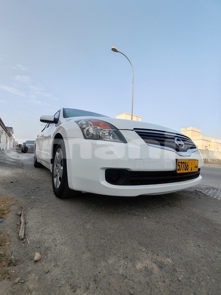 Big with watermark nissan altima masqat masqat 8366