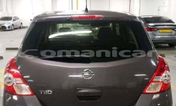 Buy Used Nissan Tiida Other Car in al–Khaburah in al-Batinah