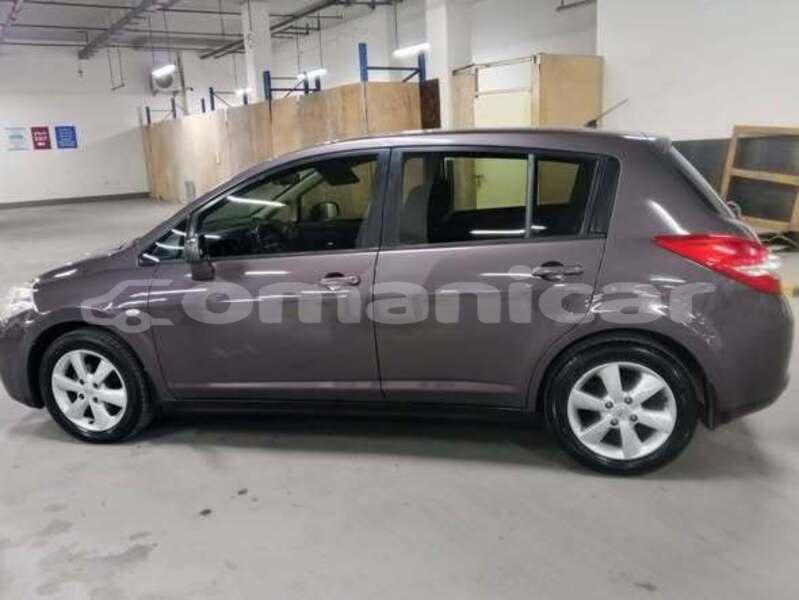 Big with watermark nissan tiida al batinah al khaburah 8380