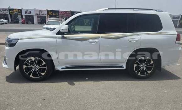 Buy Used Toyota Land Cruiser Other Car in al–Khaburah in al-Batinah Buy Used Toyota Land Cruiser Other Car in al–Khaburah in al-Batinah