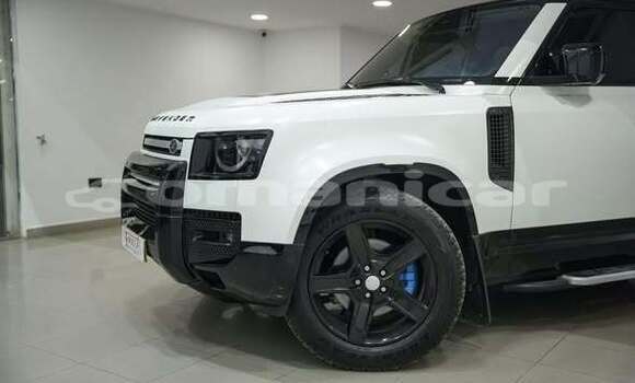 Buy Used Land Rover Defender Other Car in al–Khaburah in al-Batinah Buy Used Land Rover Defender Other Car in al–Khaburah in al-Batinah