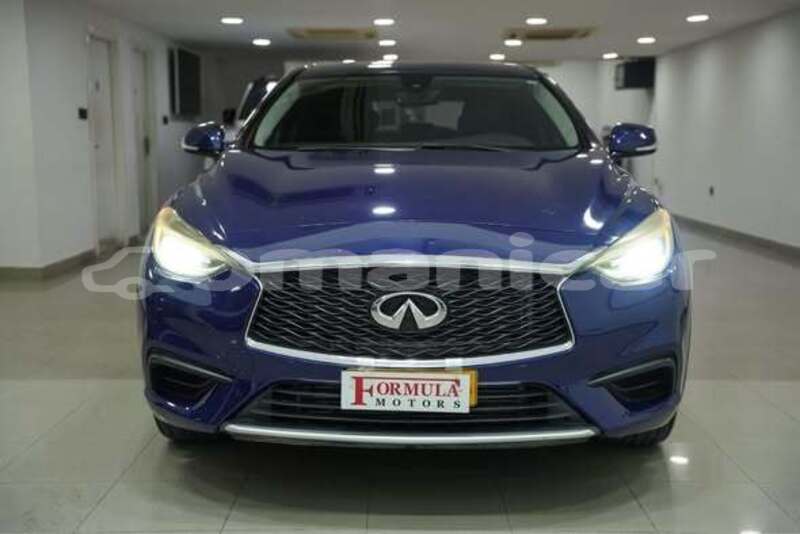 Big with watermark infiniti q30 al batinah al khuwair 8389