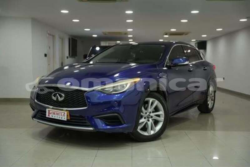 Big with watermark infiniti q30 al batinah al khuwair 8389