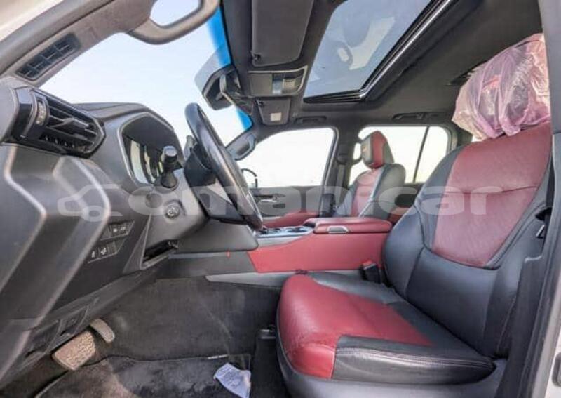 Big with watermark toyota land cruiser masqat muscat 8392