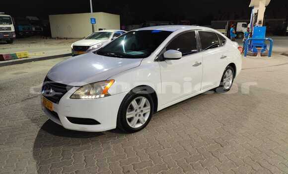 Buy Used Nissan Sentra White Car in Muscat in Masqat Buy Used Nissan Sentra White Car in Muscat in Masqat