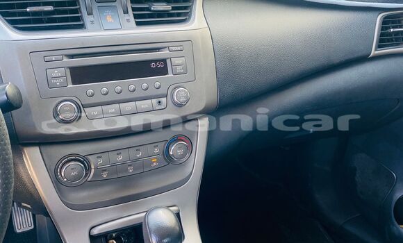 Buy Used Nissan Sentra White Car in Muscat in Masqat Buy Used Nissan Sentra White Car in Muscat in Masqat