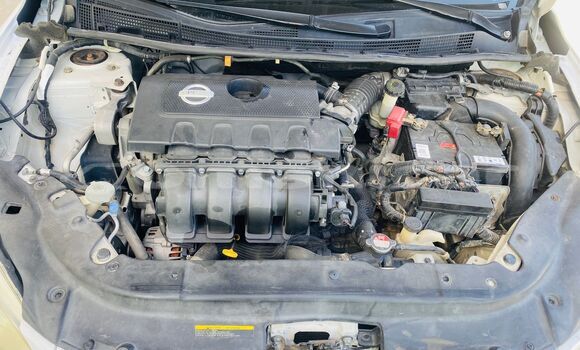 Buy Used Nissan Sentra White Car in Muscat in Masqat Buy Used Nissan Sentra White Car in Muscat in Masqat