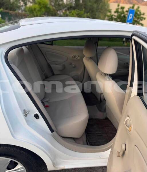 Big with watermark nissan sunny masqat ruwi 8395