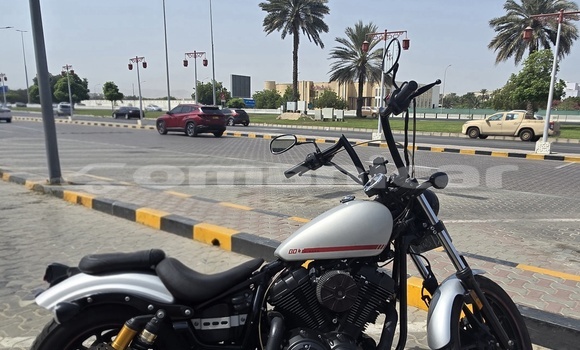 Buy Used Yamaha Bolt White Bike in Masqat in Masqat