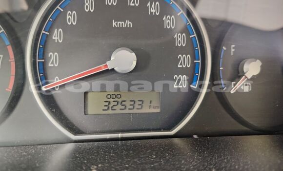 Buy Used Hyundai Santa Fe White Car in Azaiba in Masqat Buy Used Hyundai Santa Fe White Car in Azaiba in Masqat