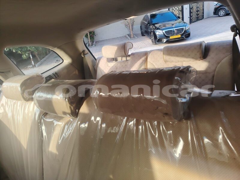 Big with watermark hyundai santa fe masqat azaiba 8398
