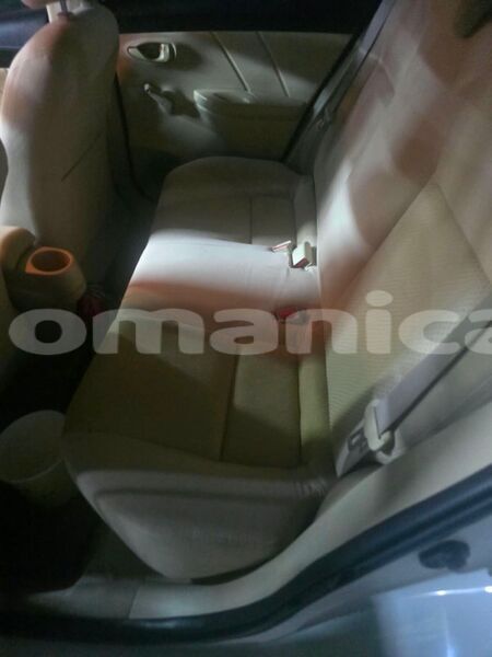 Big with watermark toyota yaris masqat muscat 8399