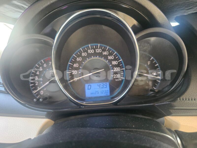 Big with watermark toyota yaris masqat muscat 8399